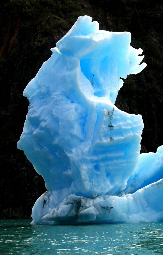 FOTO DE UM ICEBERG